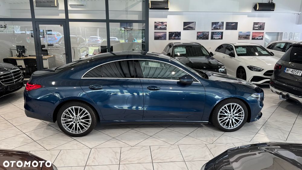 Mercedes-Benz CLA 180 Progressive 7G-DCT - 6
