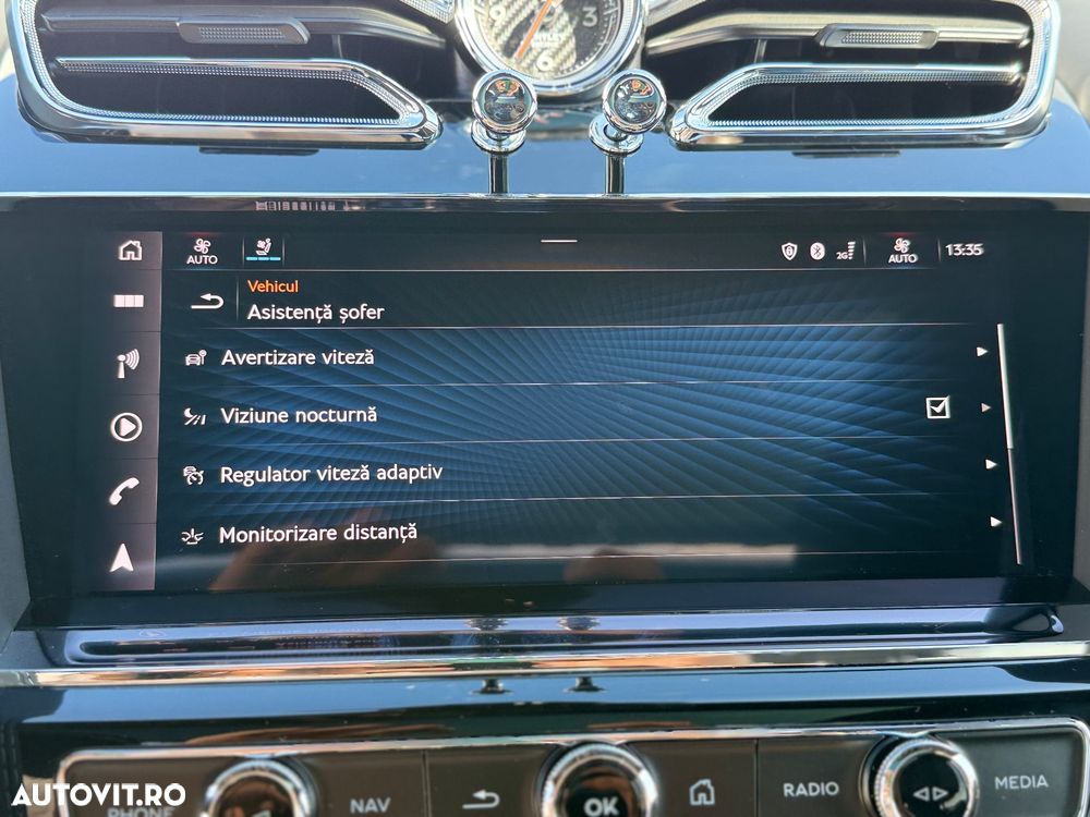 Bentley Bentayga Azure - 21