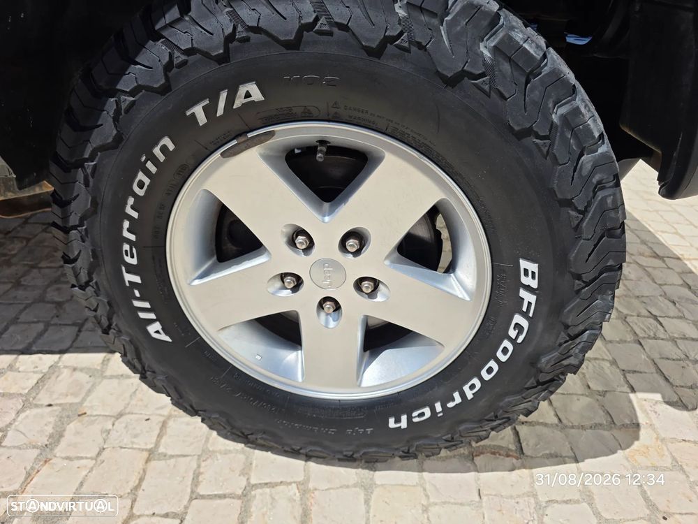 Jeep Wrangler 2.8 CRD ATX Sport - 10