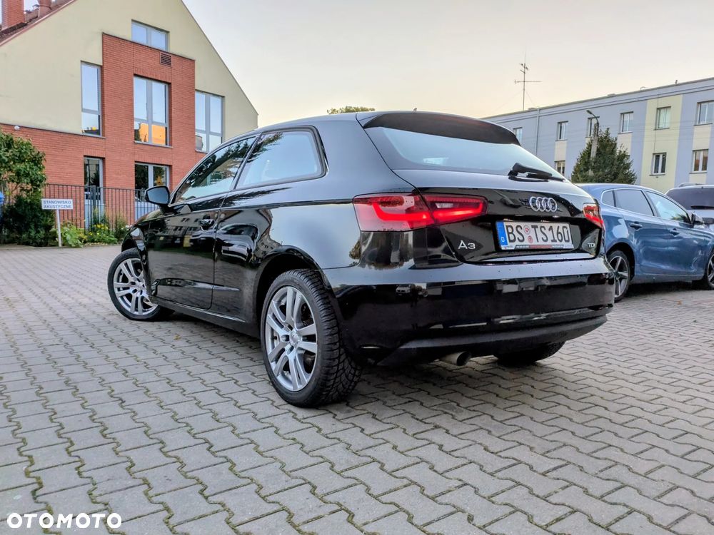 Audi A3 1.6 TDI S tronic - 5