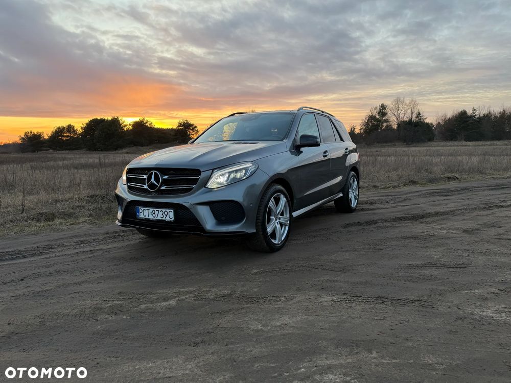 Mercedes-Benz GLE - 11