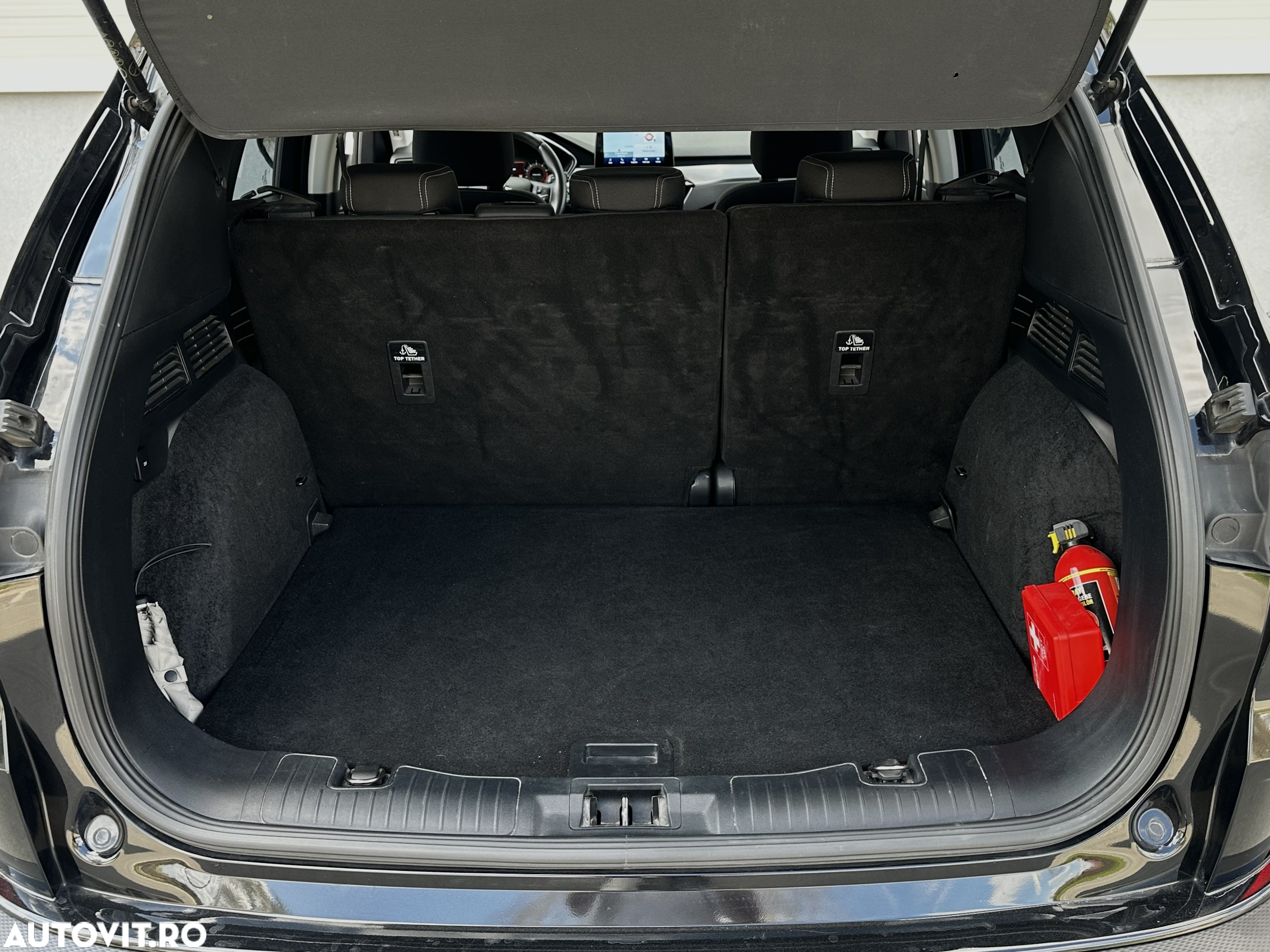 Ford Kuga 1.5 EcoBoost FWD Titanium - 28