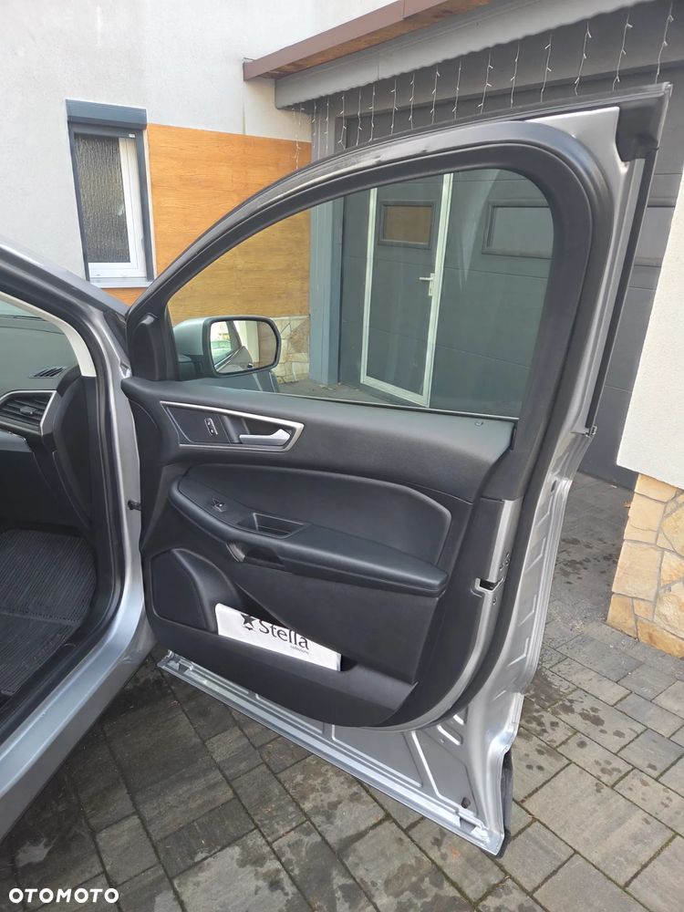 Ford Edge - 8