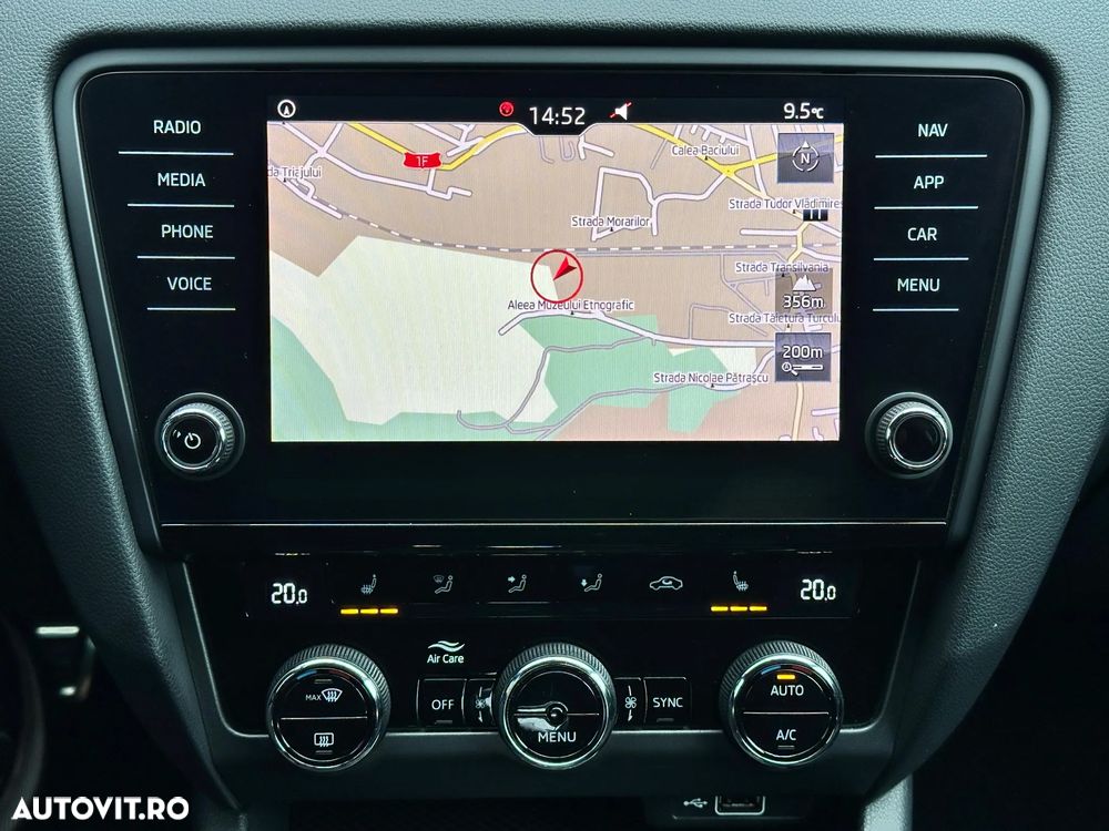 Skoda Octavia Combi 2.0 TDI 150 CP DSG Sportline - 27