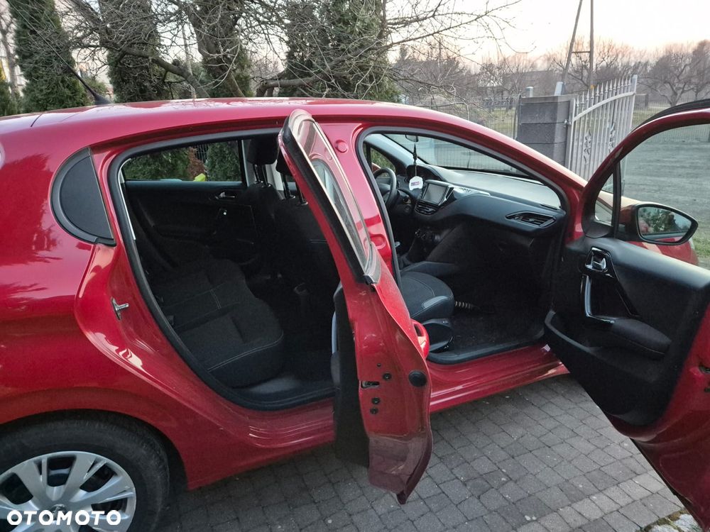 Peugeot 208 1.6 BlueHDi Active S&S - 5