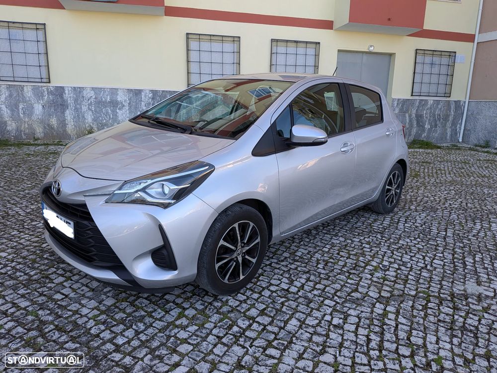 Toyota Yaris 1.0 VVT-i Exclusive - 3