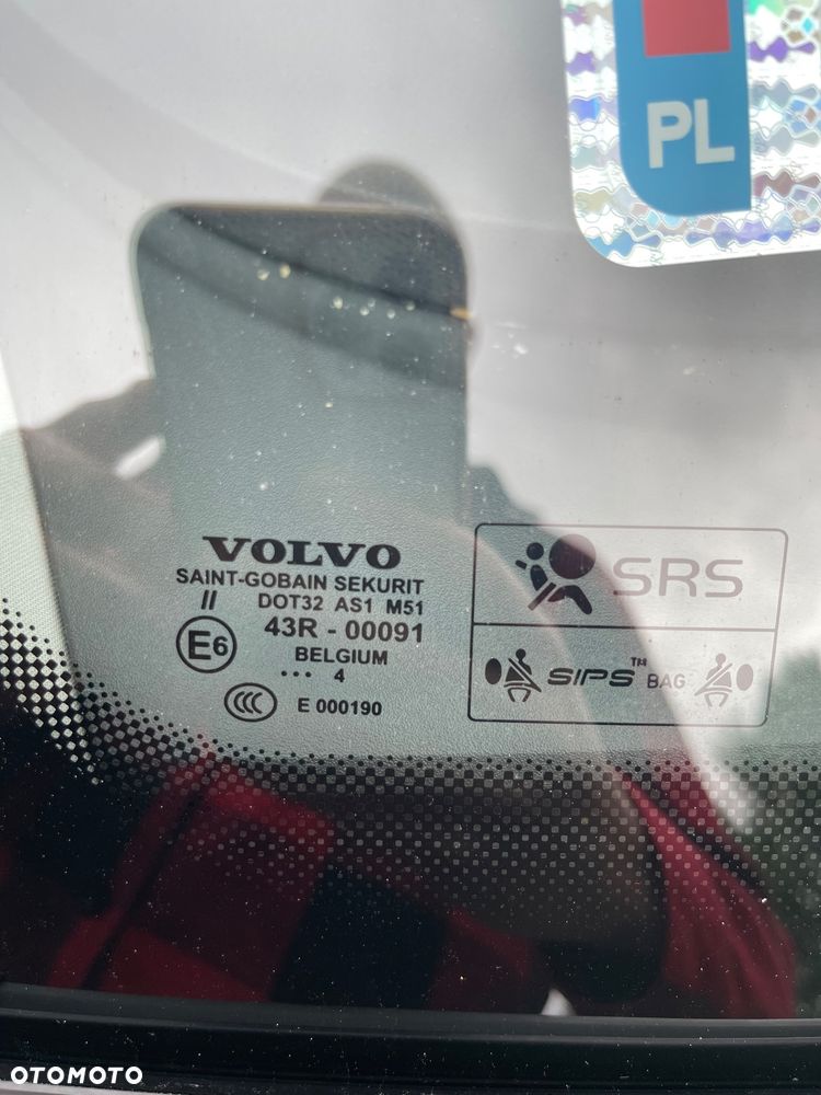 Volvo S40 2.4 - 21