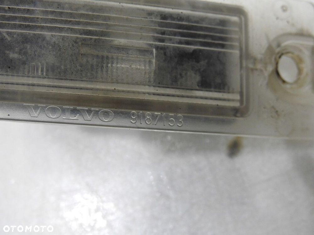 LAMPKA TABLICY REJESTRACYJNEJ VOLVO XC90 I - 10