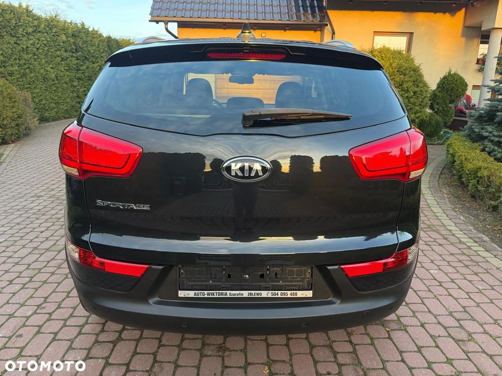 Kia Sportage 1.6 GDI 2WD Dream-Team Edition - 4