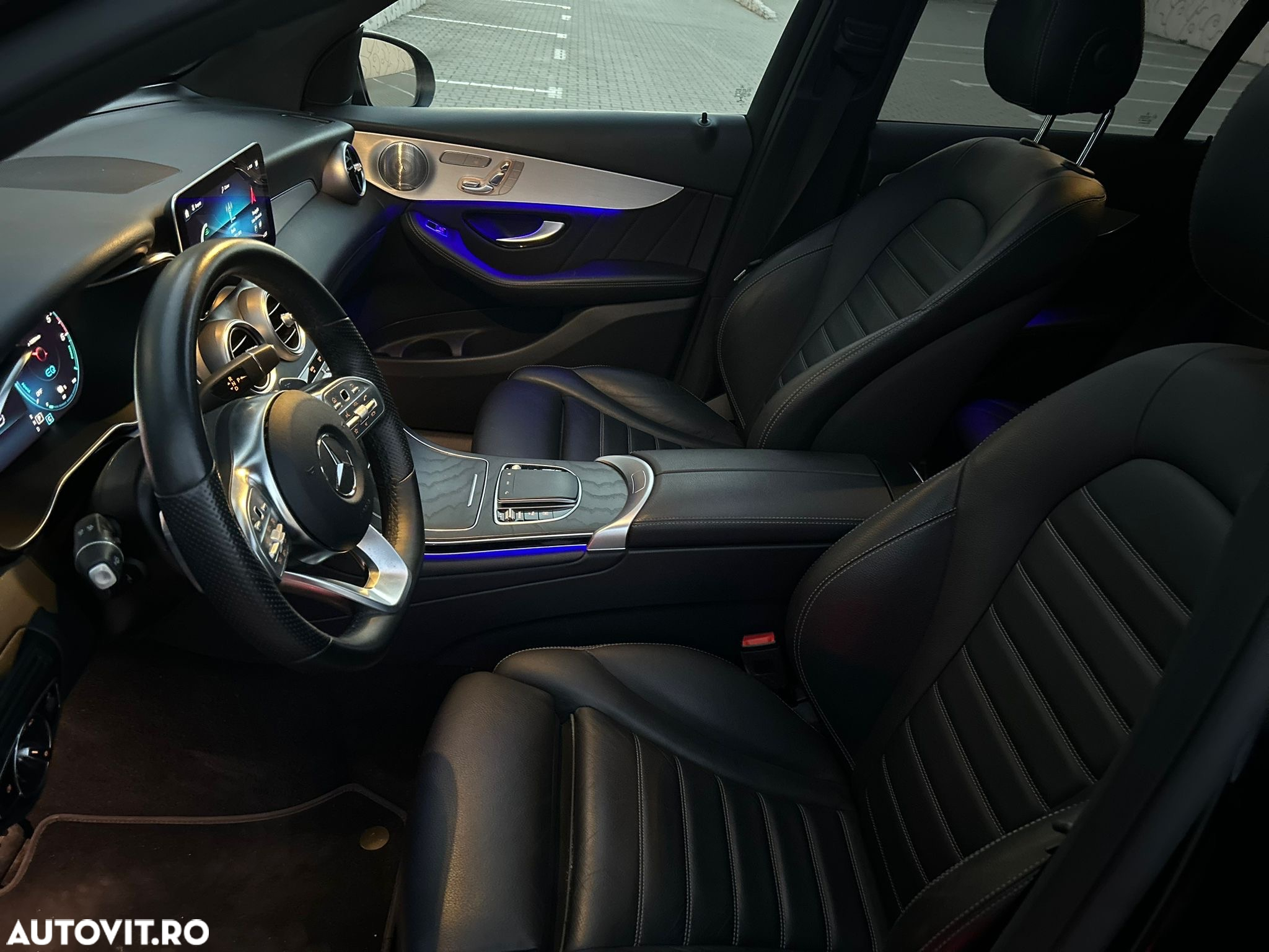 Mercedes-Benz GLC 300 de 4Matic 9G-TRONIC AMG Line Plus - 21