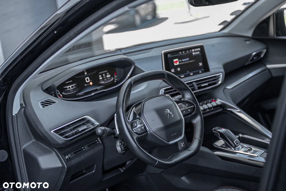 Peugeot 3008 - 8