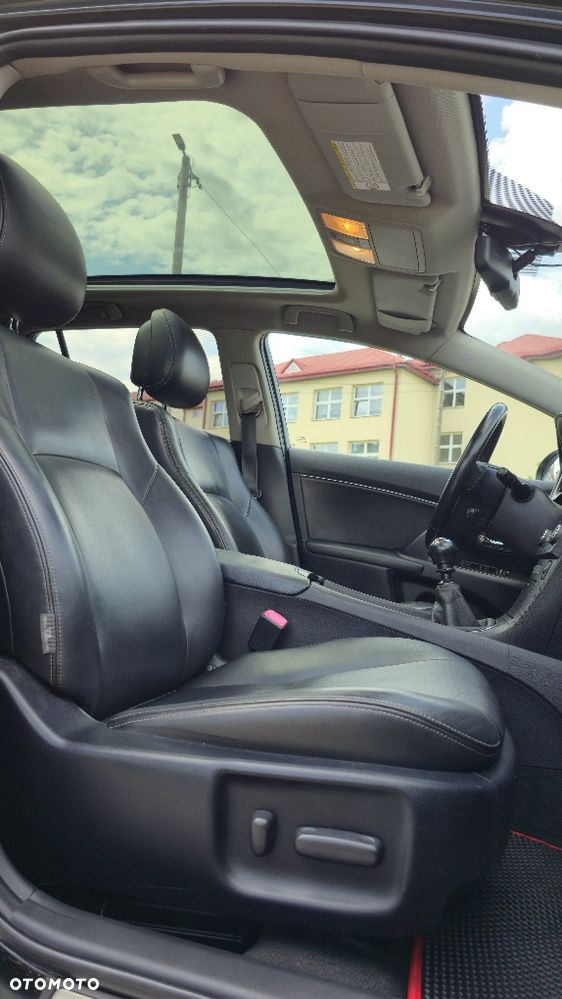 Toyota Avensis - 7