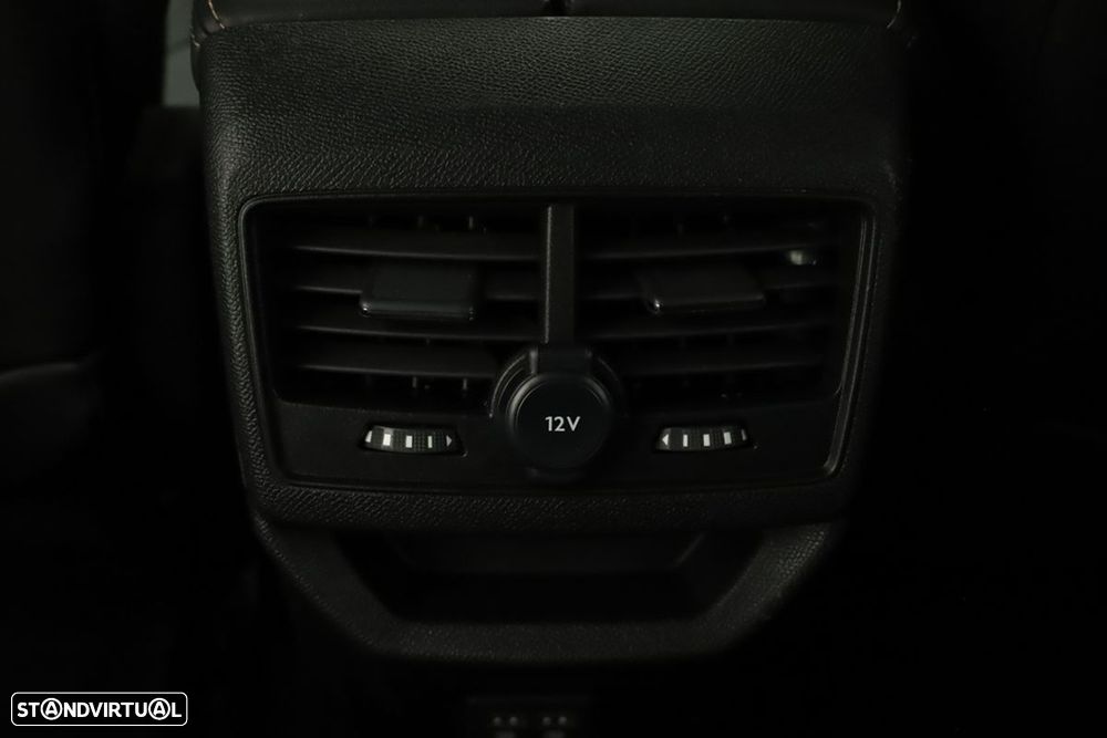 Peugeot 3008 1.2 Hybrid GT e-DCS6 - 24