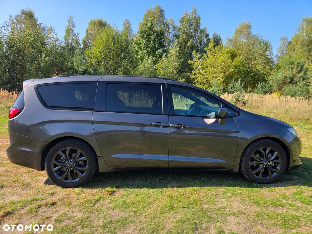 Chrysler Pacifica