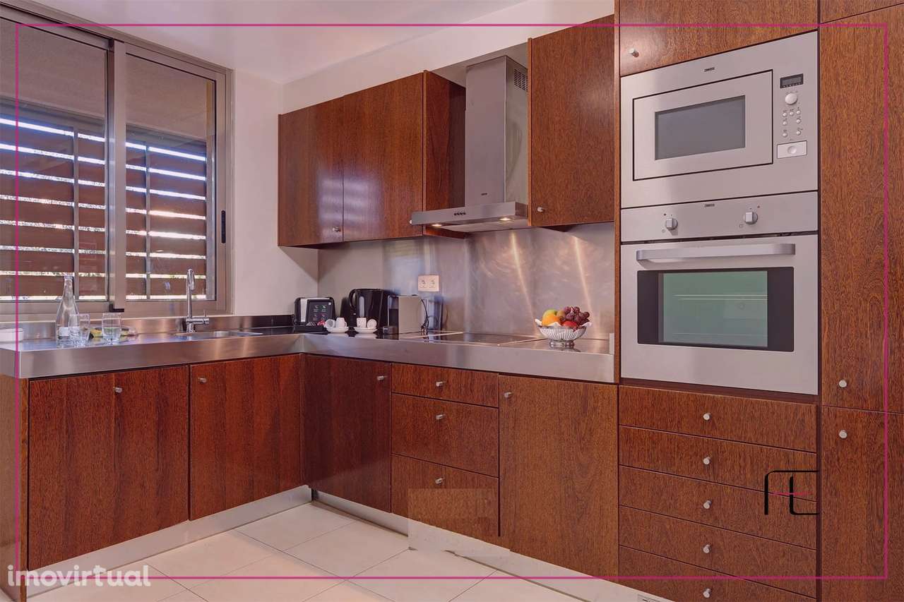 Moradia em Banda T4 Venda em Guia,Albufeira - Grande imagem: 2/10