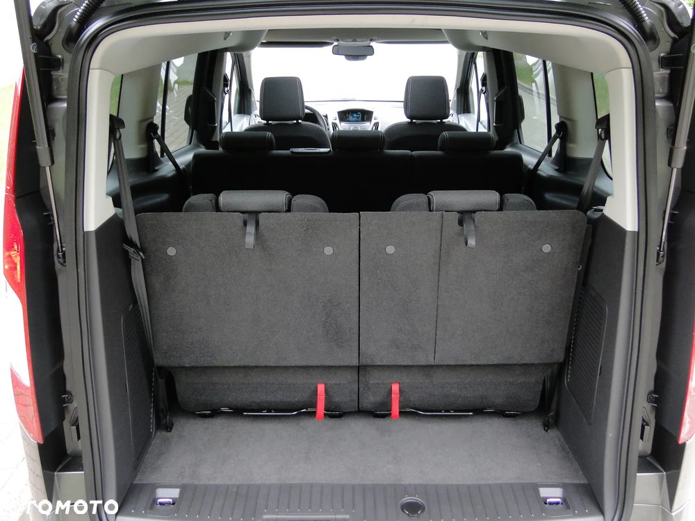 Ford Tourneo Connect Grand - 21
