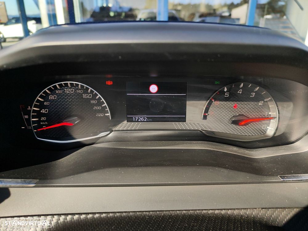 Peugeot 2008 1.2 PureTech Style - 25