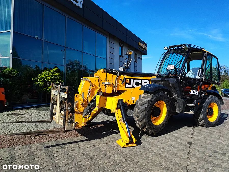 JCB 540-140 Hi-Viz - 1