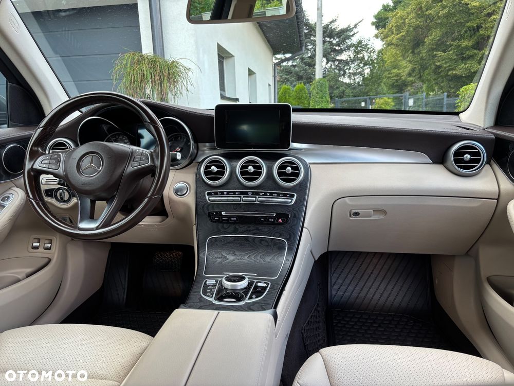 Mercedes-Benz GLC - 14