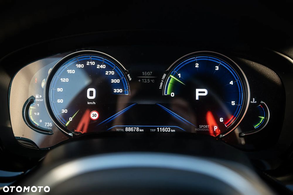 BMW Seria 5 520d M Sport - 15