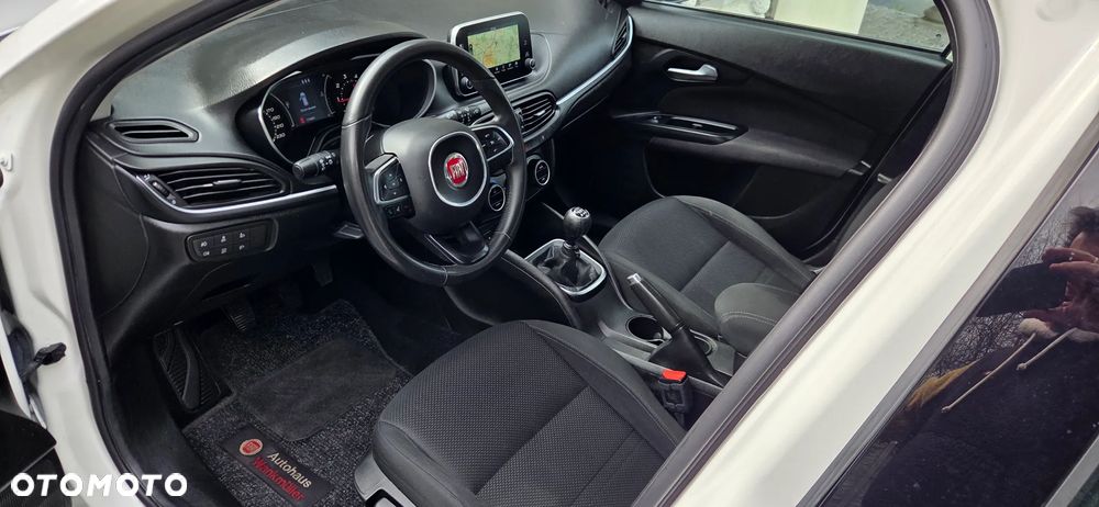 Fiat Tipo 1.4 T-Jet 16v Lounge - 9