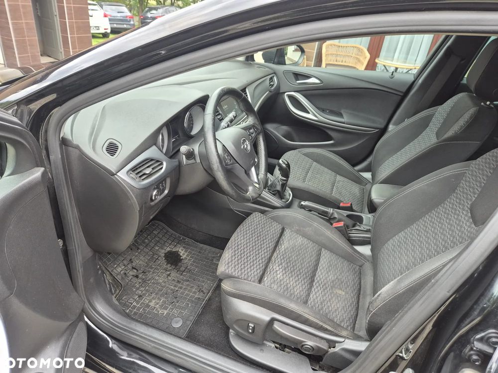 Opel Astra - 11