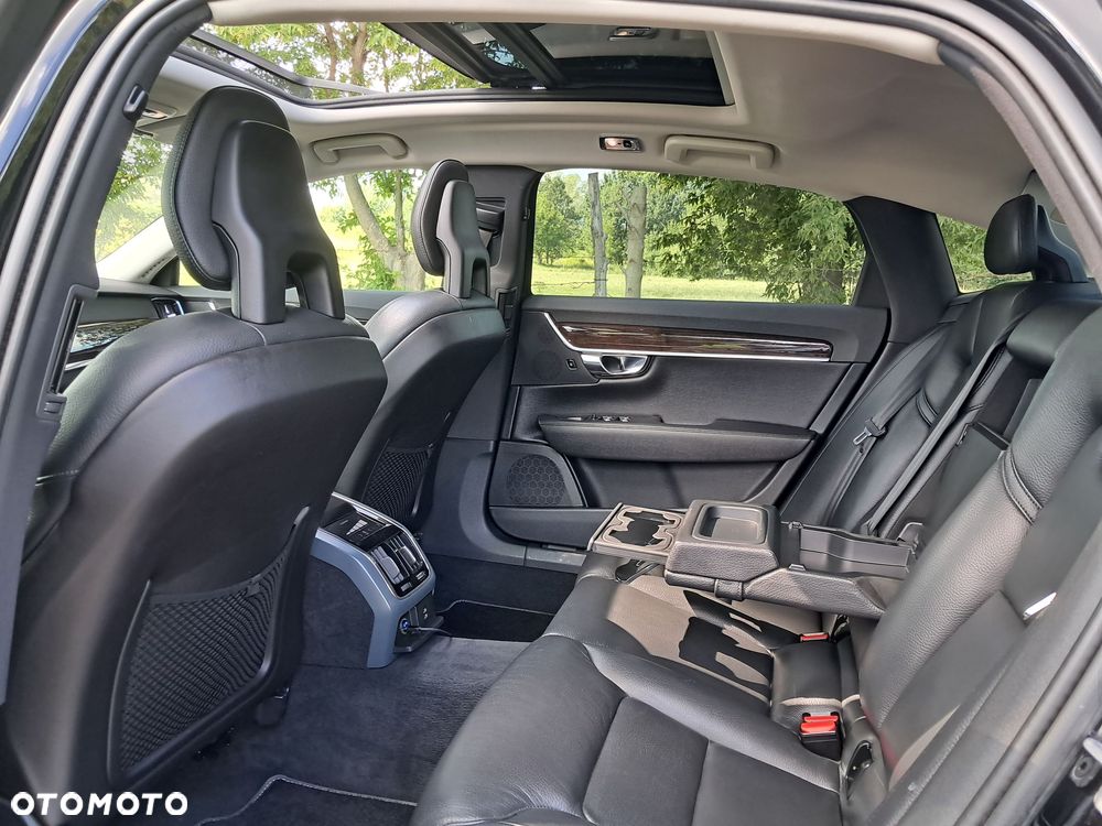 Volvo S90 - 19
