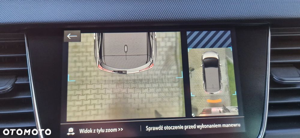 Opel Crossland X 1.2 T Design Line S&S - 30