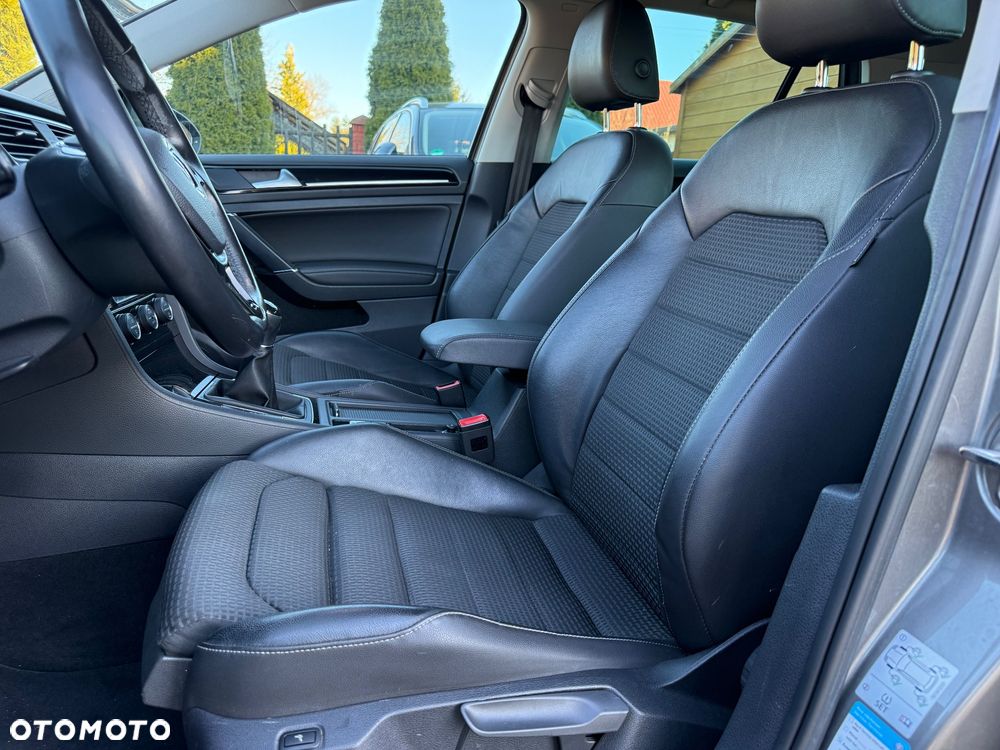 Volkswagen Golf 1.4 TSI BMT Highline - 17