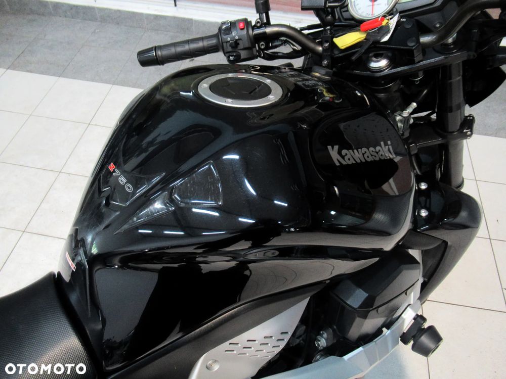 Kawasaki Z - 13