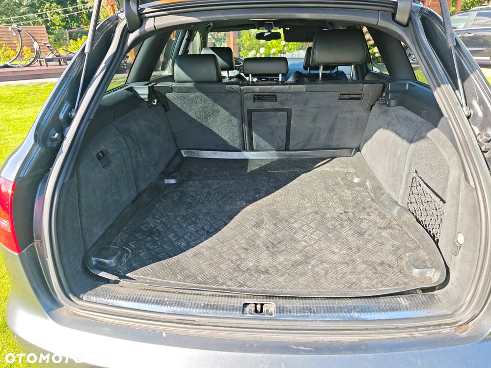 Audi A6 Avant 3.2 FSI Quattro Tiptronic - 24