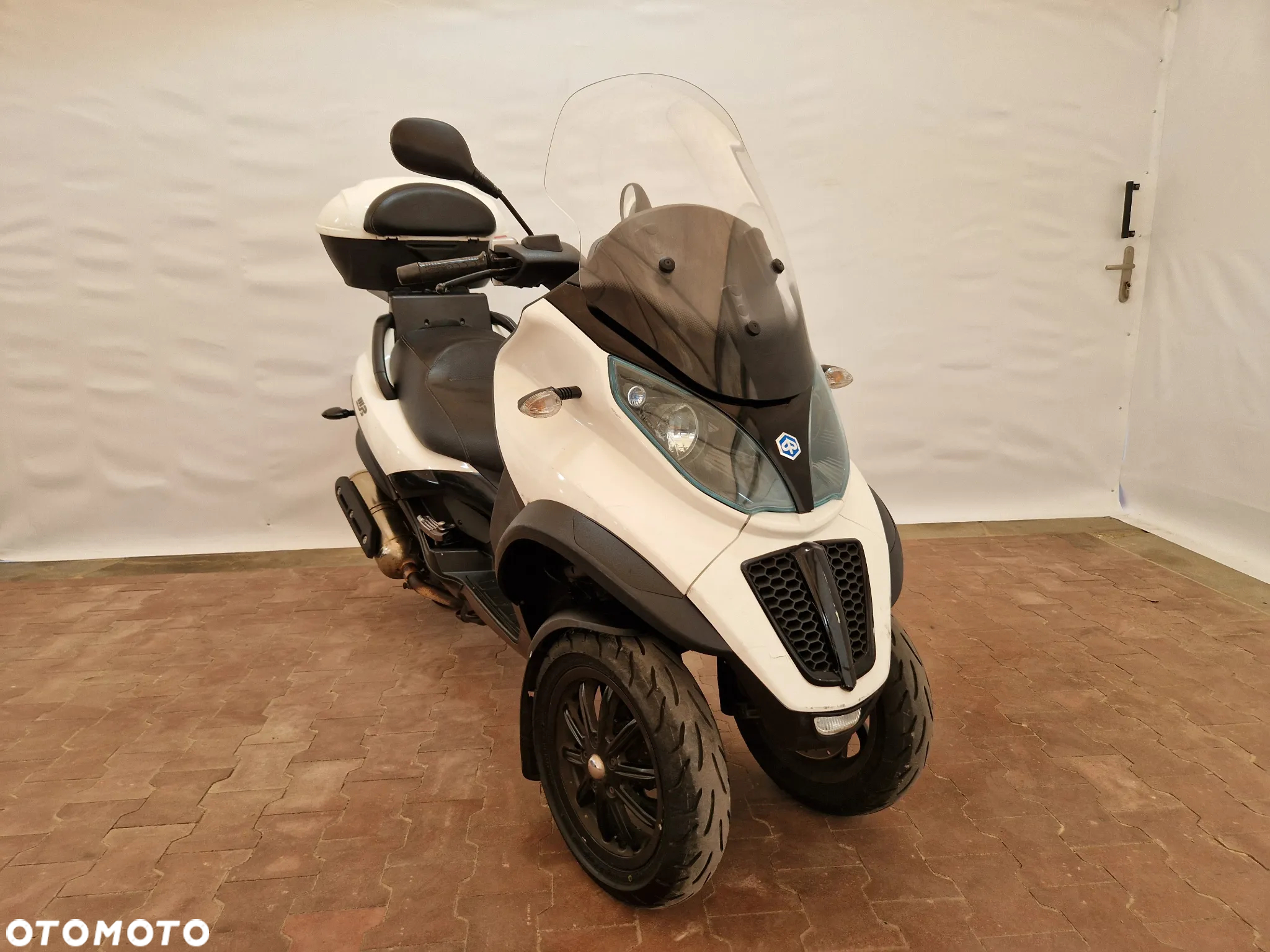 Piaggio MP-3 - 2