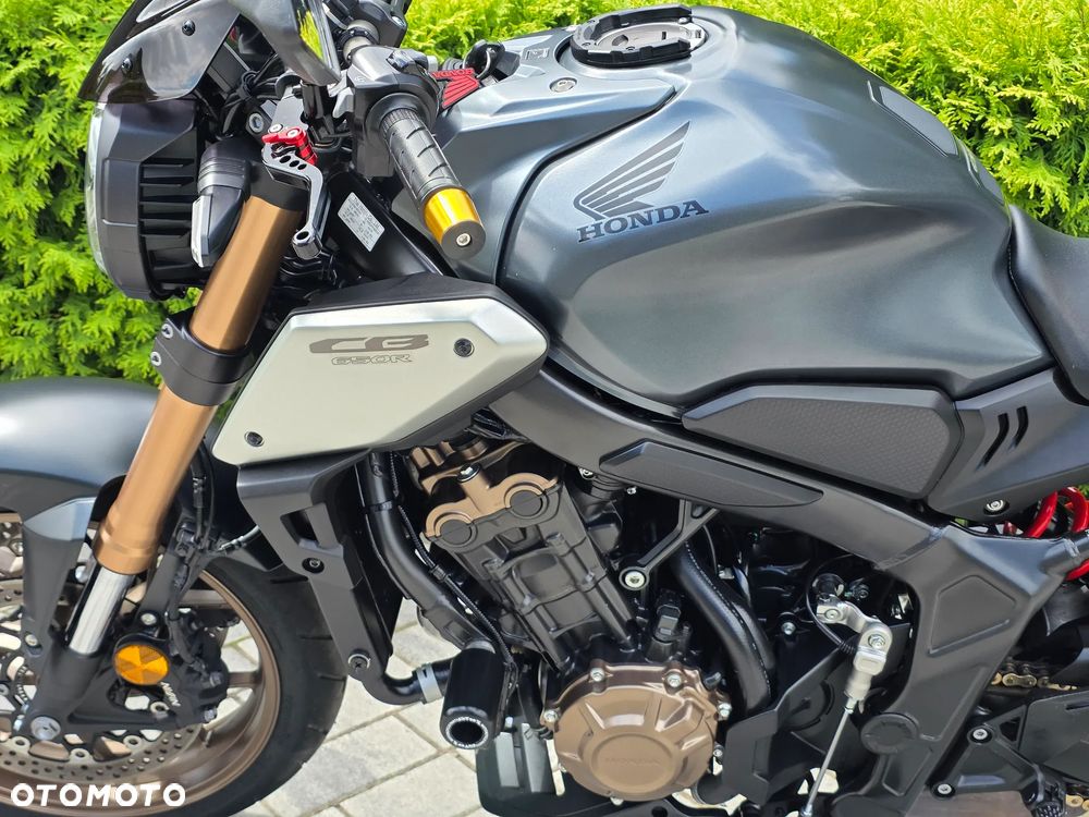Honda CB - 21
