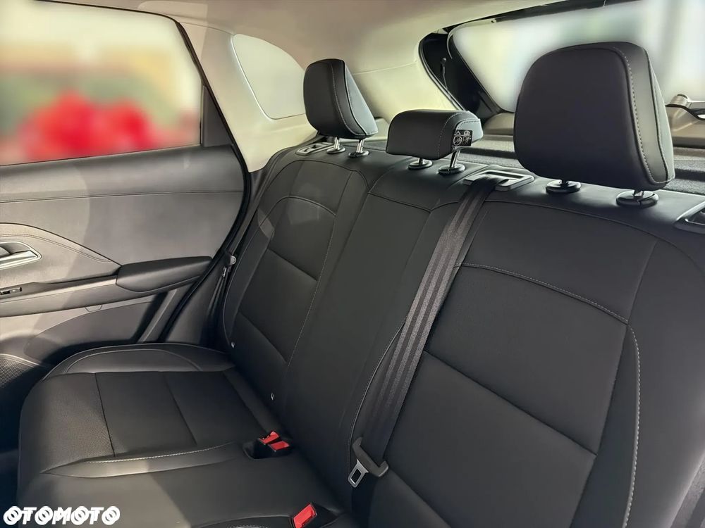 MG ZS Hybrid+ - 12