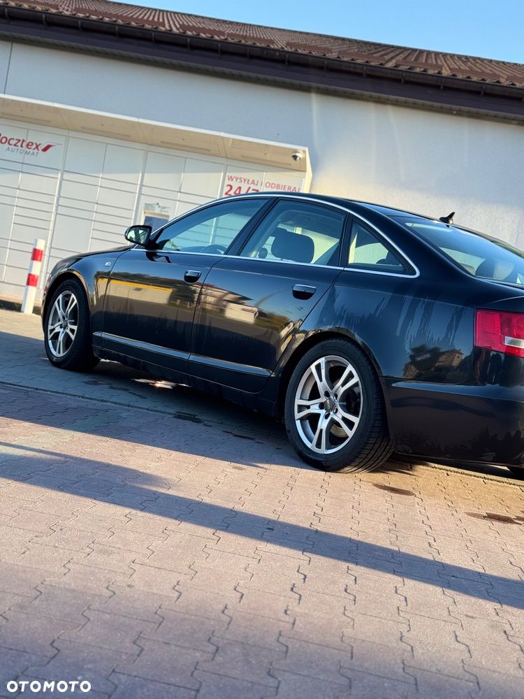 Audi A6 Limousine 2.4 - 20