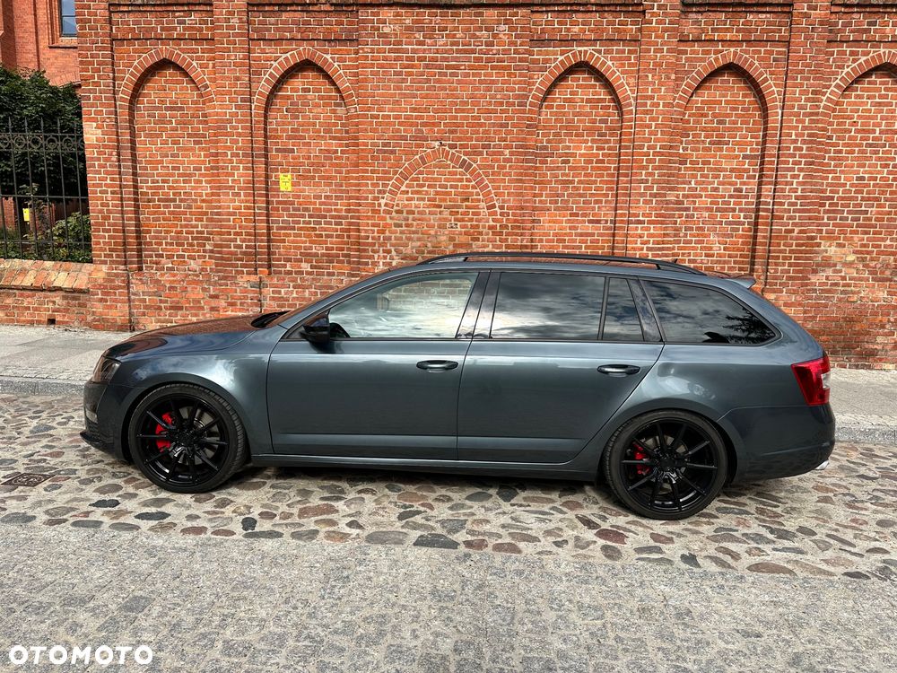 Skoda Octavia 2.0 TSI RS DSG - 5