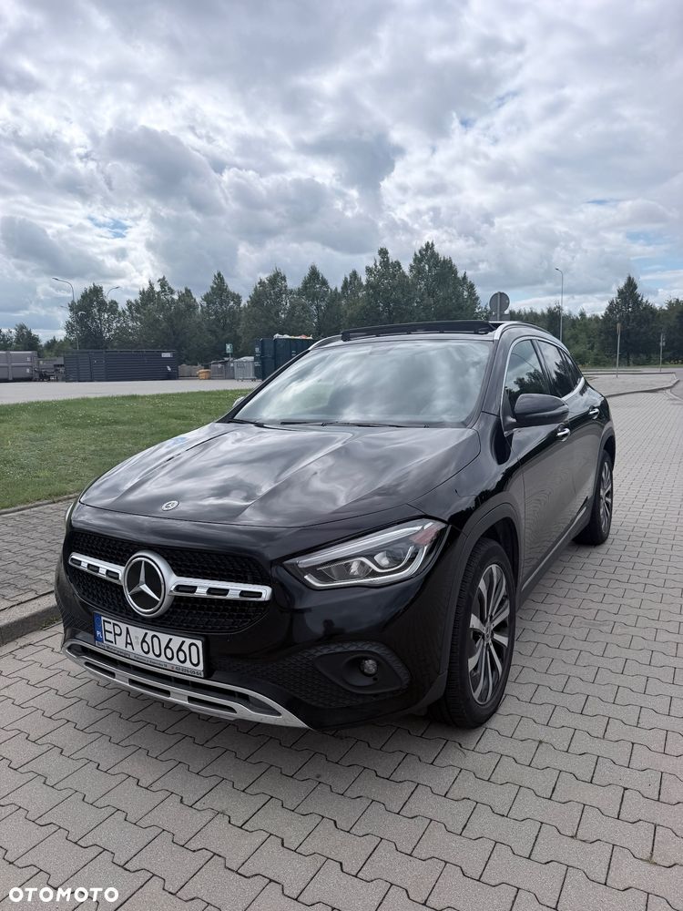Mercedes-Benz GLA 250 8G-DCT Edition 2021 - 1