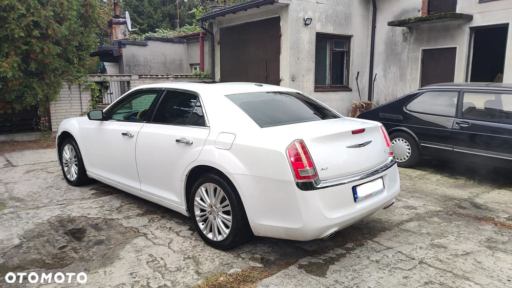 Chrysler 300C - 23