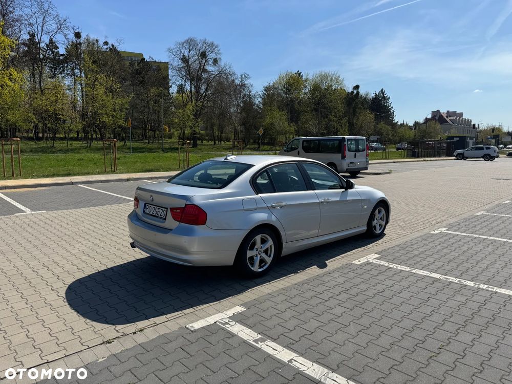 BMW Seria 3 320d DPF - 14