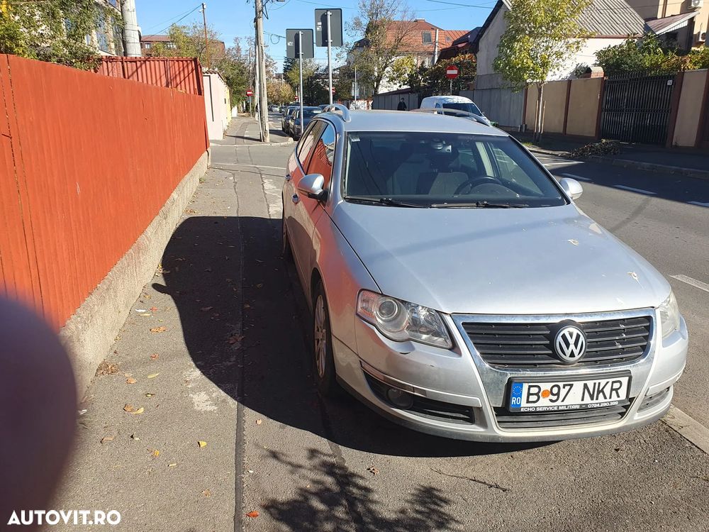 Volkswagen Passat - 1