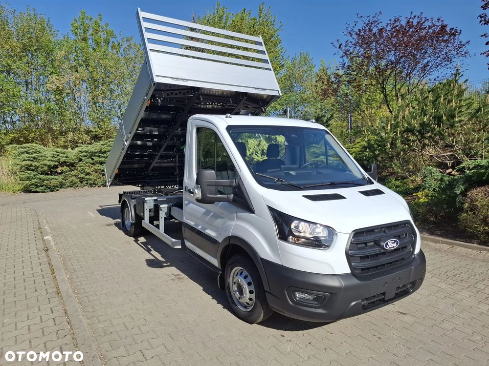 Ford Transit - 1