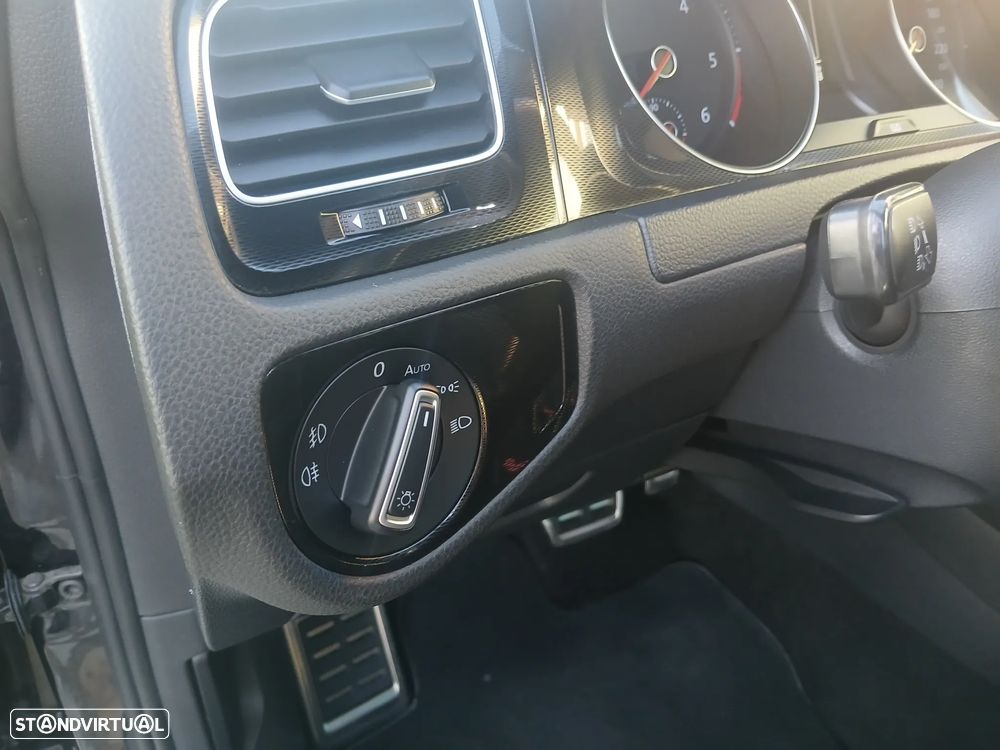 VW Golf 2.0 TDI GTD DSG - 39