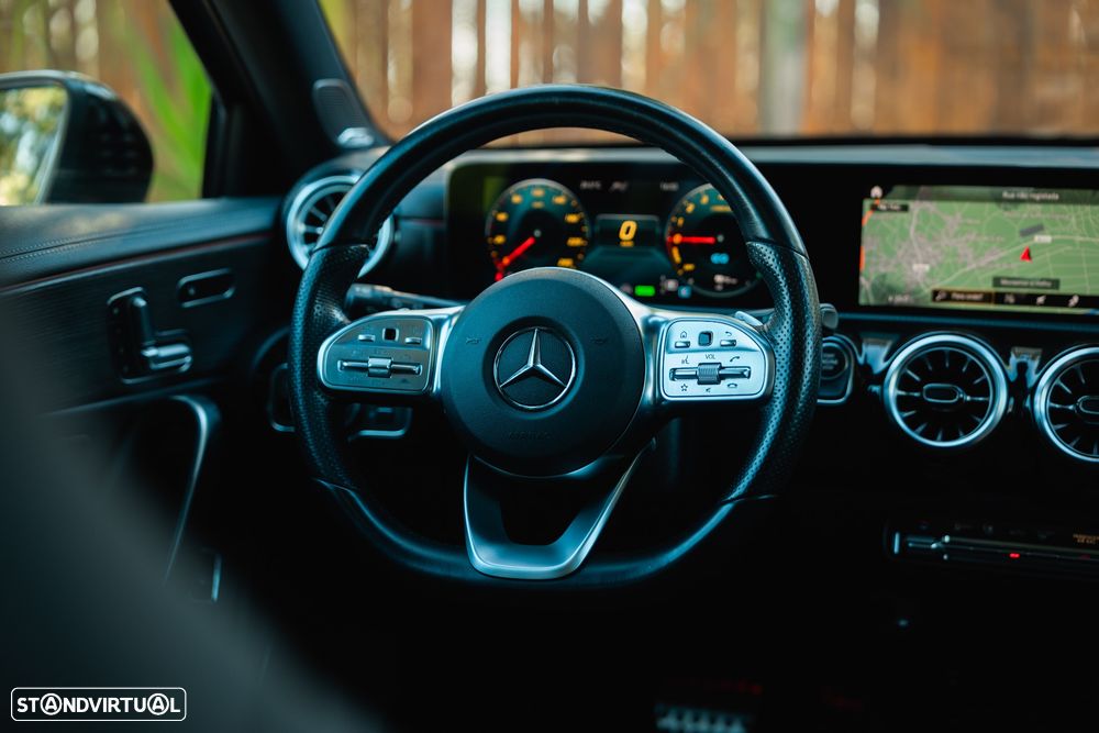 Mercedes-Benz A 250 e 8G-DCT AMG Line Advanced Plus - 32