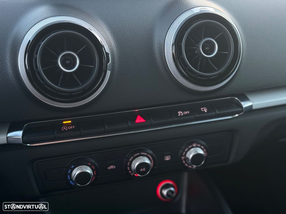 Audi A3 Limousine 1.6 TDI Attraction - 17