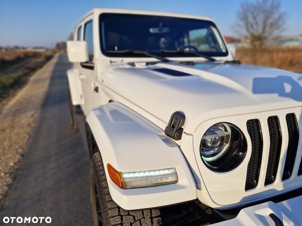 Jeep Wrangler - 16
