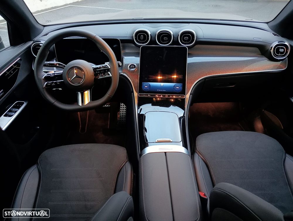 Mercedes-Benz GLC 300 d Coupe 4Matic 9G-TRONIC AMG Line Advanced - 5