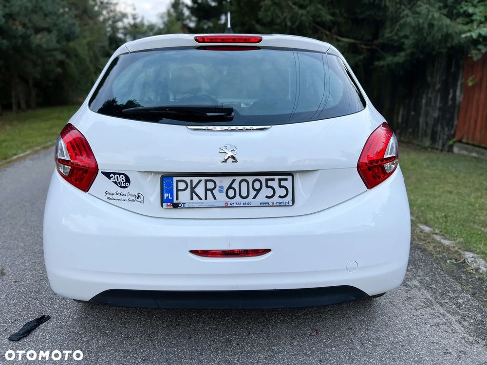 Peugeot 208 - 28