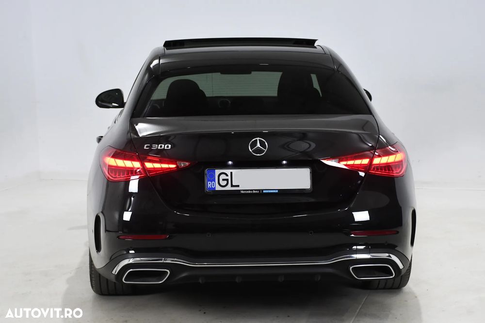 Mercedes-Benz C 300 9G-TRONIC AMG Line - 9