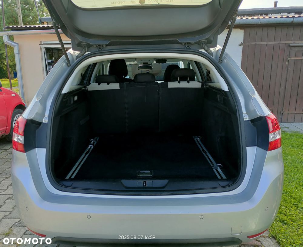 Peugeot 308 BlueHDi FAP 150 EAT6 Stop&Start Allure - 11