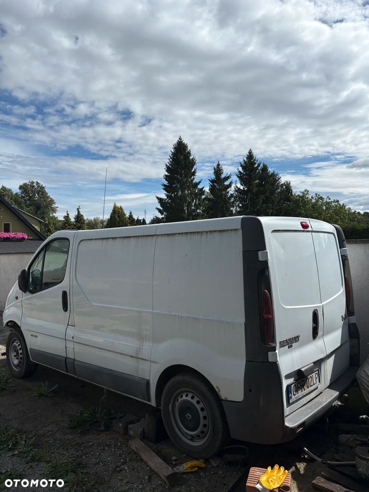 Renault TRAFIC - 1